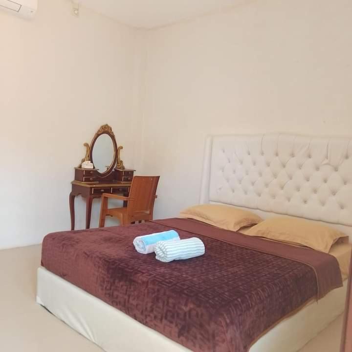 Wl Guesthouse ลาบวนบาโจ ภายนอก รูปภาพ