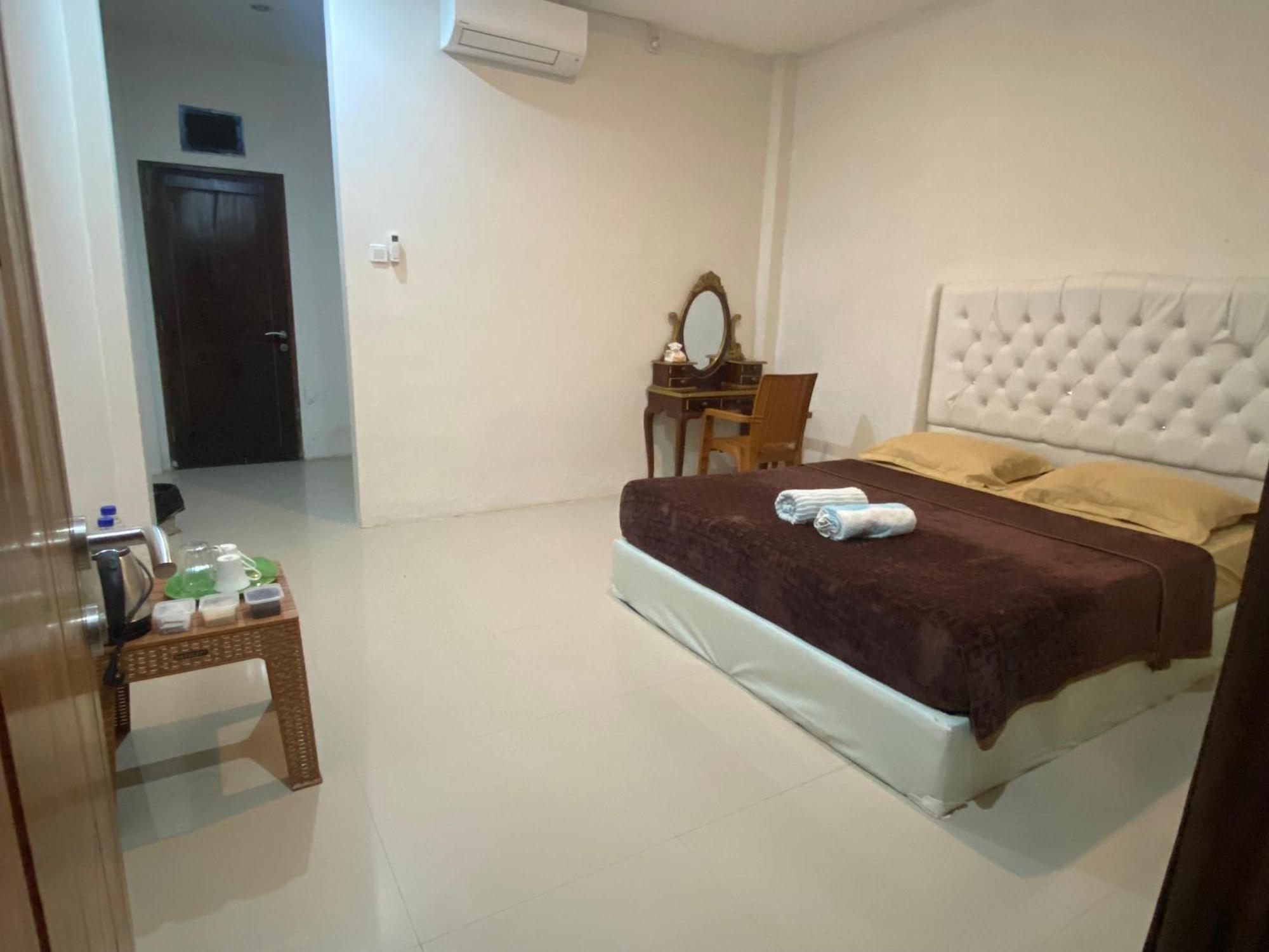 Wl Guesthouse ลาบวนบาโจ ภายนอก รูปภาพ