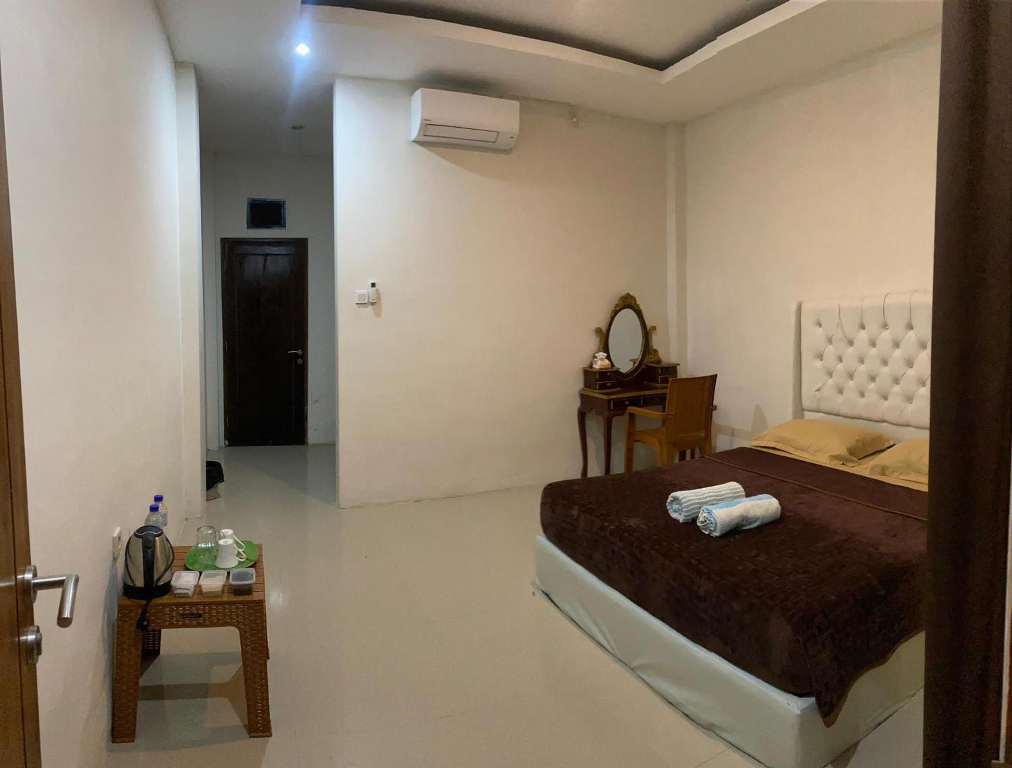Wl Guesthouse ลาบวนบาโจ ภายนอก รูปภาพ